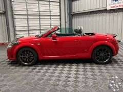 2004  Audi  TT Quattro