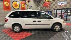 2005  Dodge  Grand Caravan   SE
