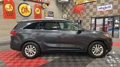 2016  Kia  Sorento   LX