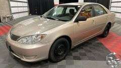 2005  Toyota  Camry  LE