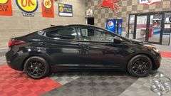 2016  Hyundai  Elantra   SE