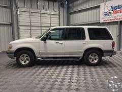 2000  Ford  Explorer  XLT