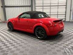2004  Audi  TT Quattro