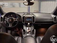2014  Porsche  Cayenne