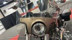 2011  Harley-Davidson  Softail Convert   FLSTSE