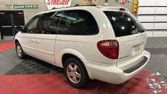 2005  Dodge  Grand Caravan   SXT