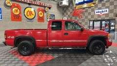 2005  GMC  Sierra 1500   SLT