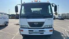 2010  Nissan   UD3300  Sweeper Truck