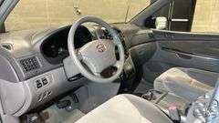 2009  Toyota  Sienna