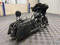 2021  Harley-Davidson  FLHXS