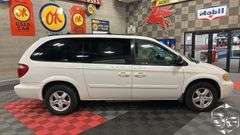 2005  Dodge  Grand Caravan   SXT