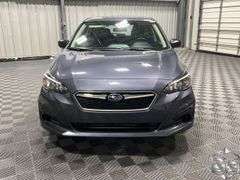 2017  Subaru  Impreza   2.0i