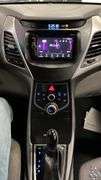 2016  Hyundai  Elantra   SE