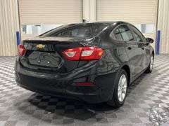 2019  Chevrolet  Cruze  LS