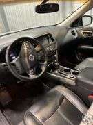 2013  Nissan  Pathfinder  Platinum