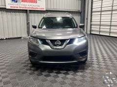 2016  Nissan  Rogue  SV