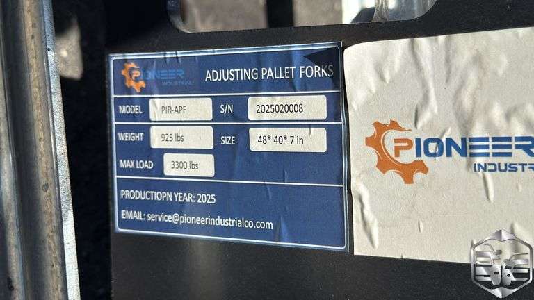 Pioneer Industrial Skid Steer Pallet Forks