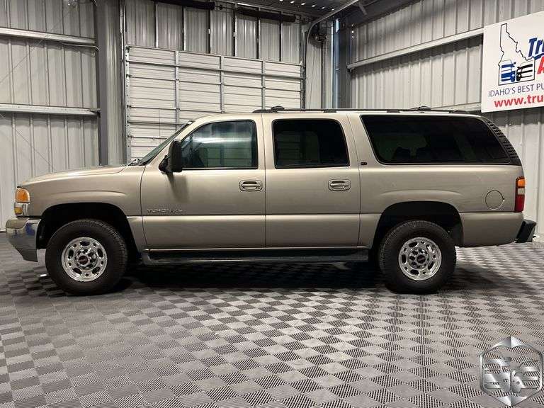 2001  GMC  Yukon XL  2500 SLT