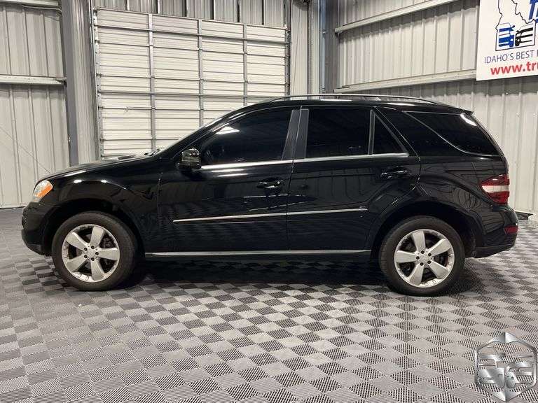 2011  Mercedes-Benz  M Class  ML350 4MATIC