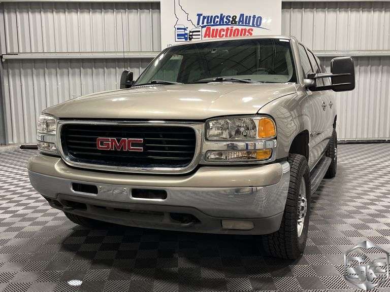 2001  GMC  Yukon XL  2500 SLT