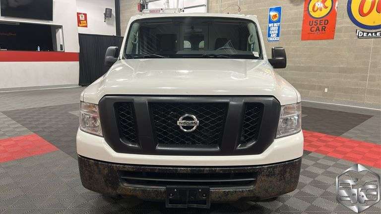 2017  Nissan  NV 2500   S