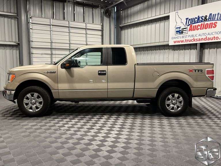 2010  Ford  F150  XLT
