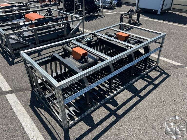 Pioneer Industrial Skid Steer Rock Bucket Grapple