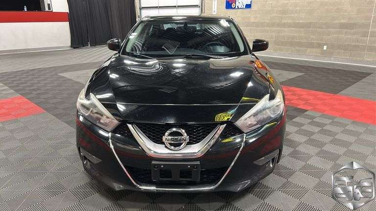 2017  Nissan  Maxima   S