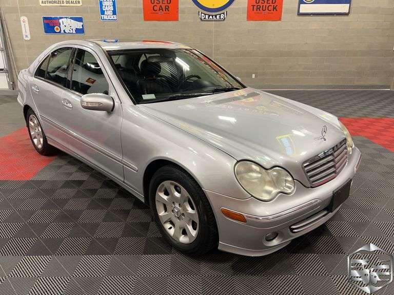 2006  Mercedes-Benz  C Class   C280