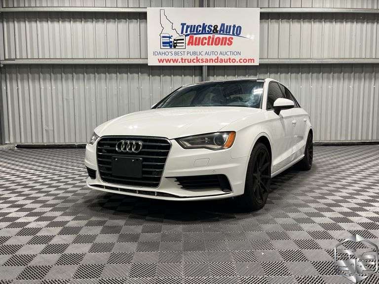 2016  Audi  A3  2.0T Quattro Premium