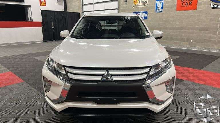 2019  Mitsubishi  Eclipse Cross  ES