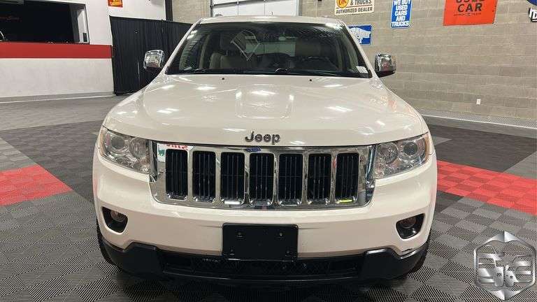 2012  Jeep  Grand Cherokee  Limited