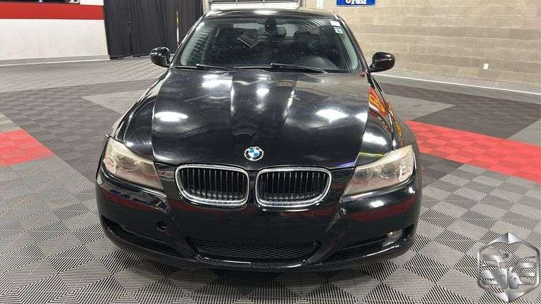 2011  BMW  3 Series   328i