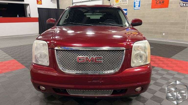 2009  GMC  Yukon  Denali
