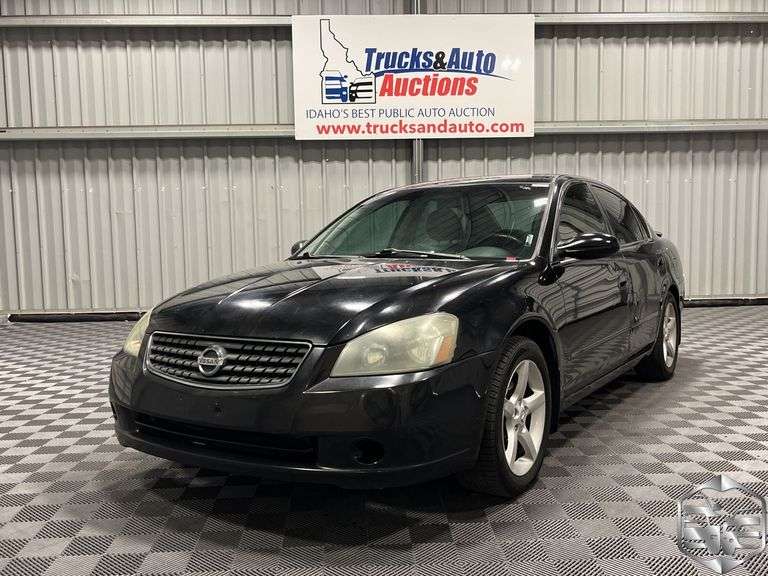 2005  Nissan  Altima  3.5 SE