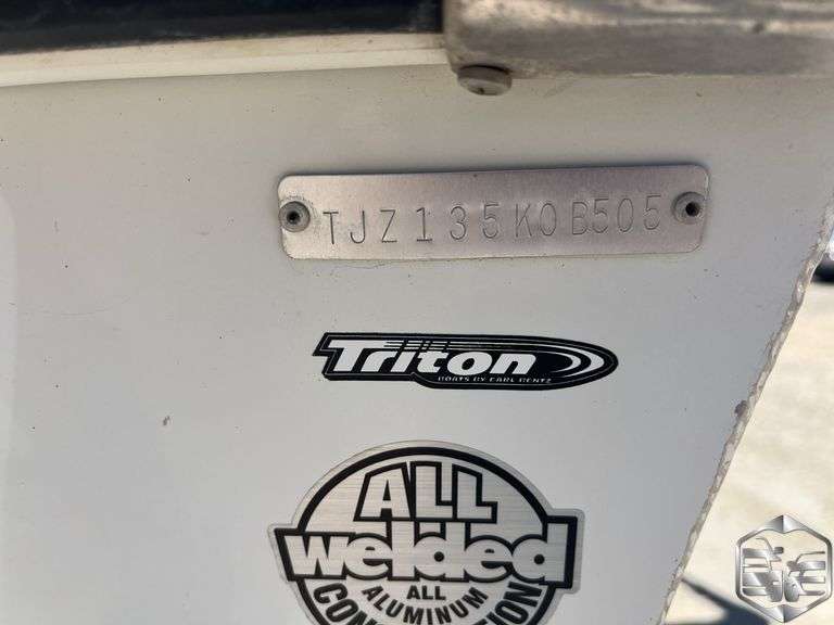 2005  Triton  135KO Boat