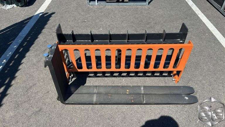 Pioneer Industrial Skid Steer Pallet Forks