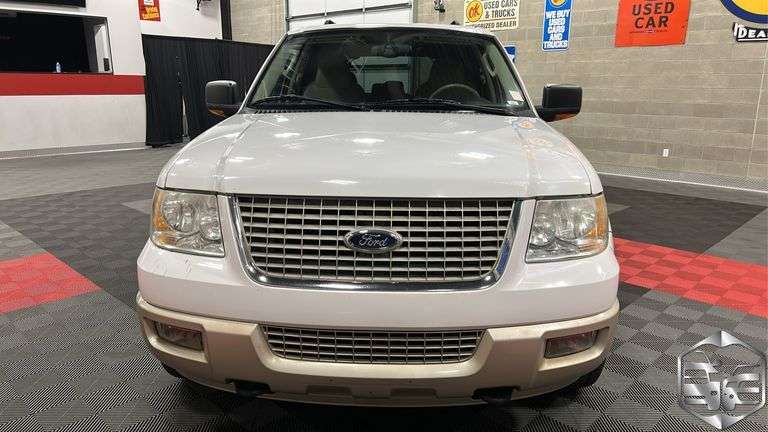 2005  Ford  Expedition  Eddie Bauer