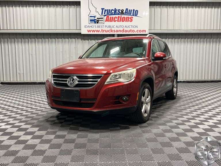 2010  Volkswagen  Tiguan  Wolfsburg Edition