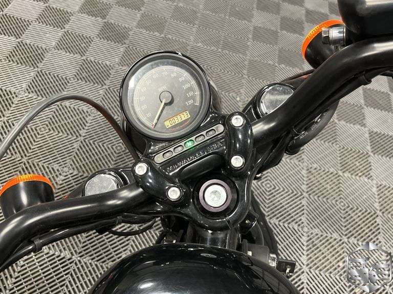 2011  Harley-Davidson  XL1200X   Sportster