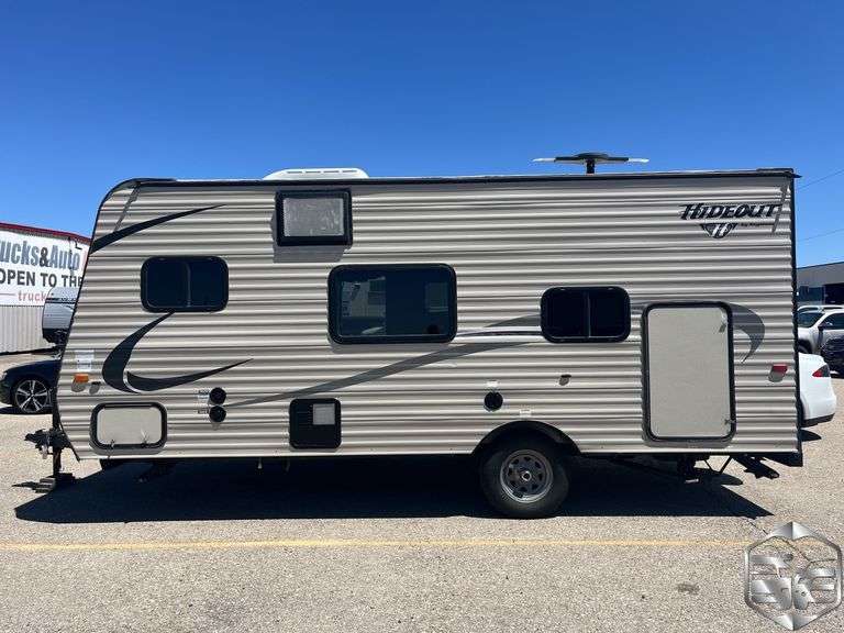 2017  Keystone  Hideout  Camp Trailer