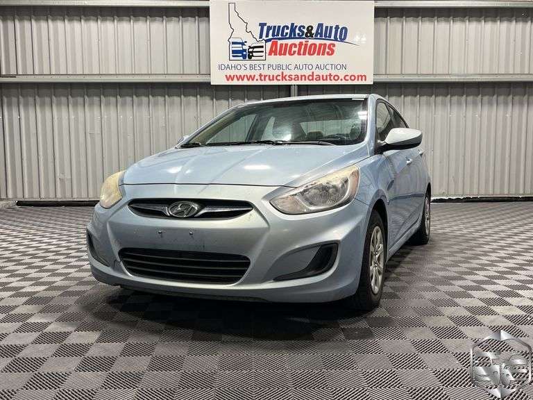 2013  Hyundai  Accent  GLS