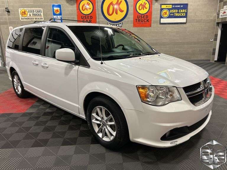 2018  Dodge  Grand Caravan   SXT