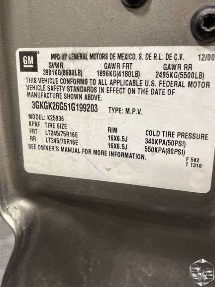 2001  GMC  Yukon XL  2500 SLT