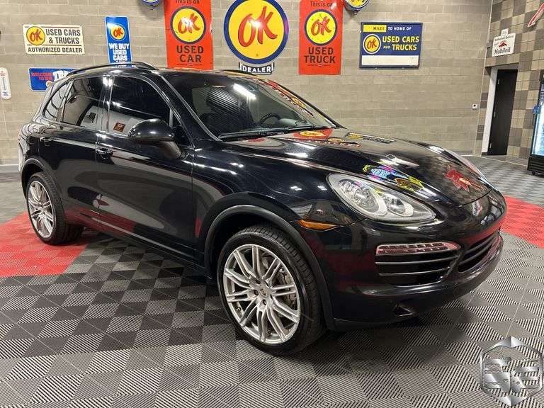 2012  Porsche  Cayenne   S