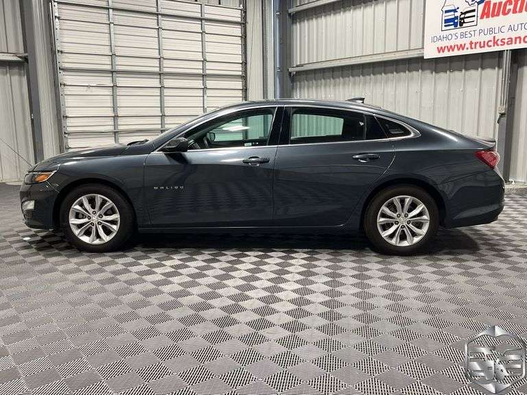 2021  Chevrolet  Malibu LT