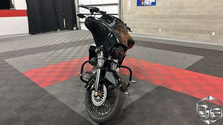 2013  Harley-Davidson  FLHX    Street Glide