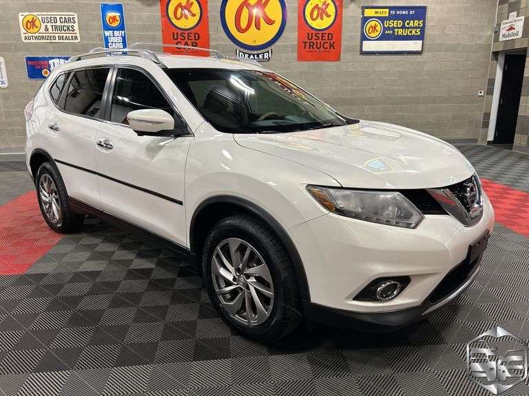 2014  Nissan  Rogue   SV