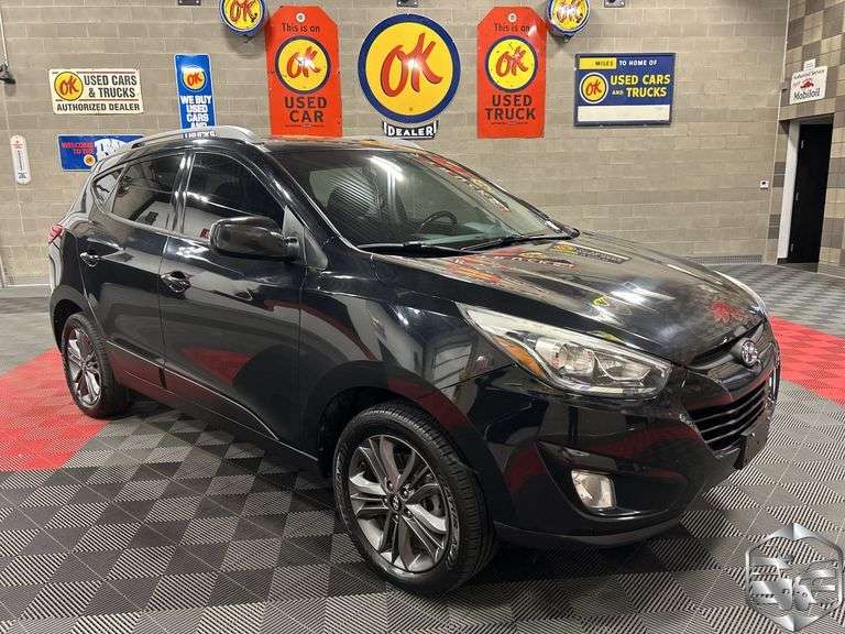 2014  Hyundai  Tucson   SE