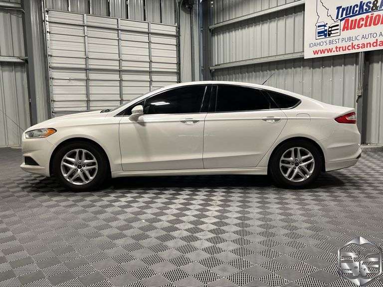 2013  Ford  Fusion  SE
